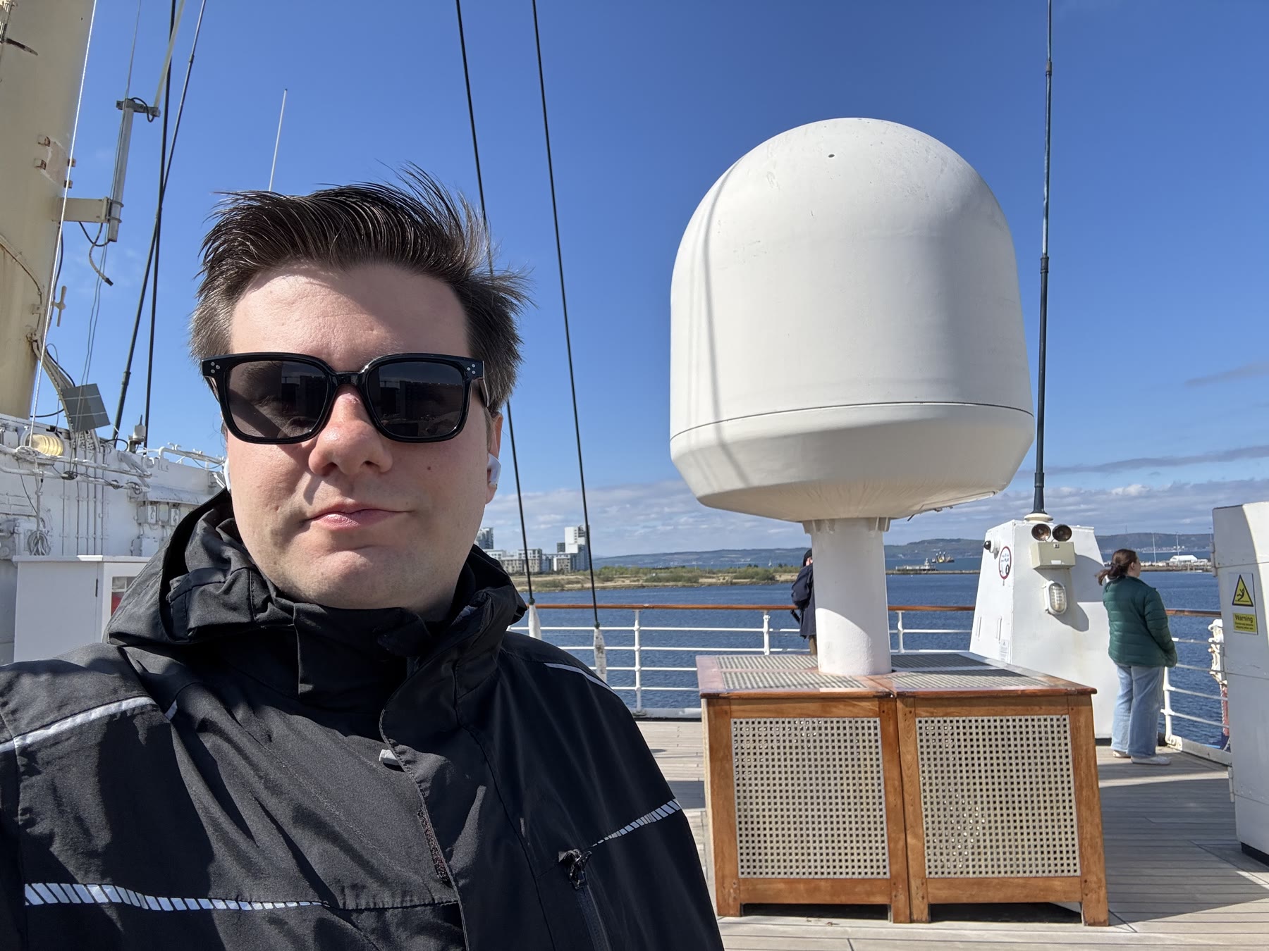 Ship radar and mobile communication systems context